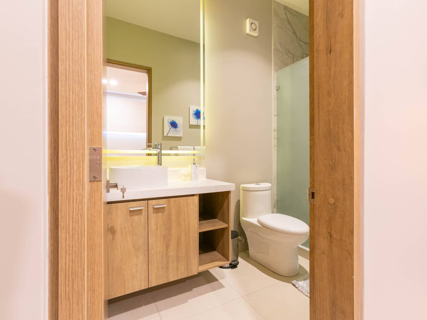 Modern 2BR with Ocean Views — photo 21
