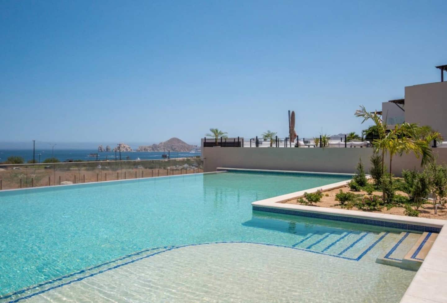 Modern 2BR with Ocean Views — photo 23