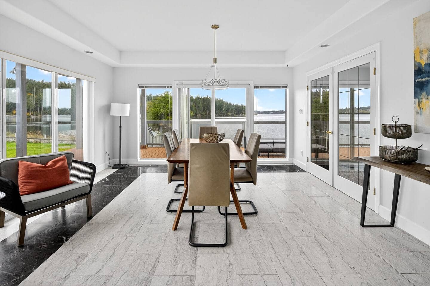 Sooke's Ocean Point Retreat — photo 7