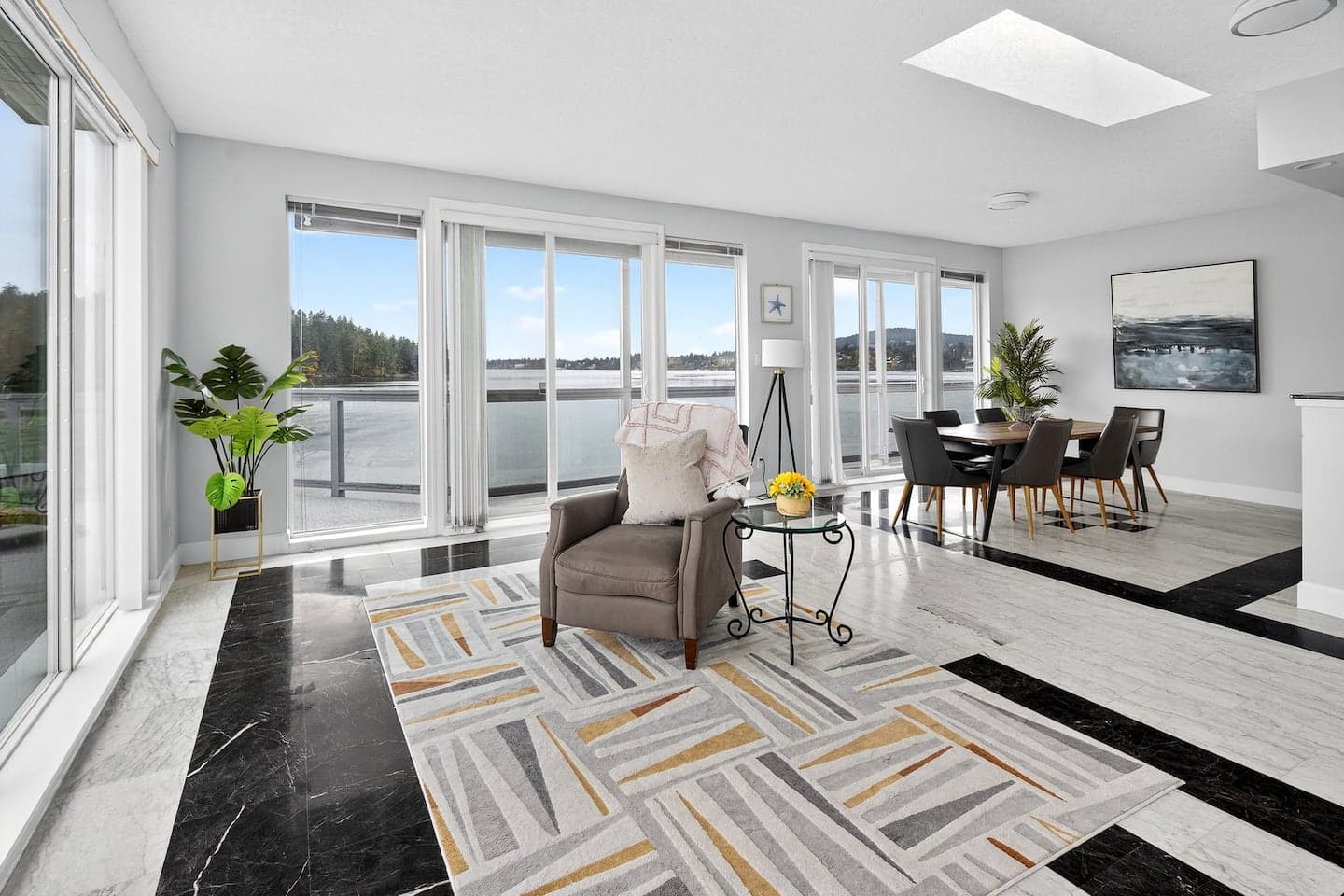 The Crow's Nest – Panoramic Oceanfront — photo 12