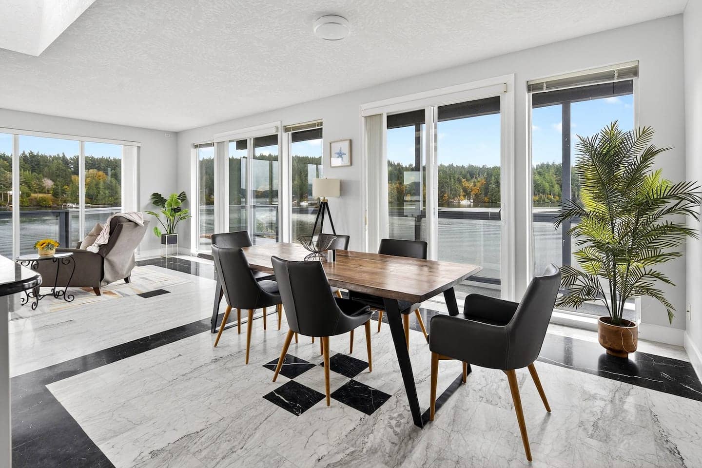 The Crow's Nest – Panoramic Oceanfront — photo 5