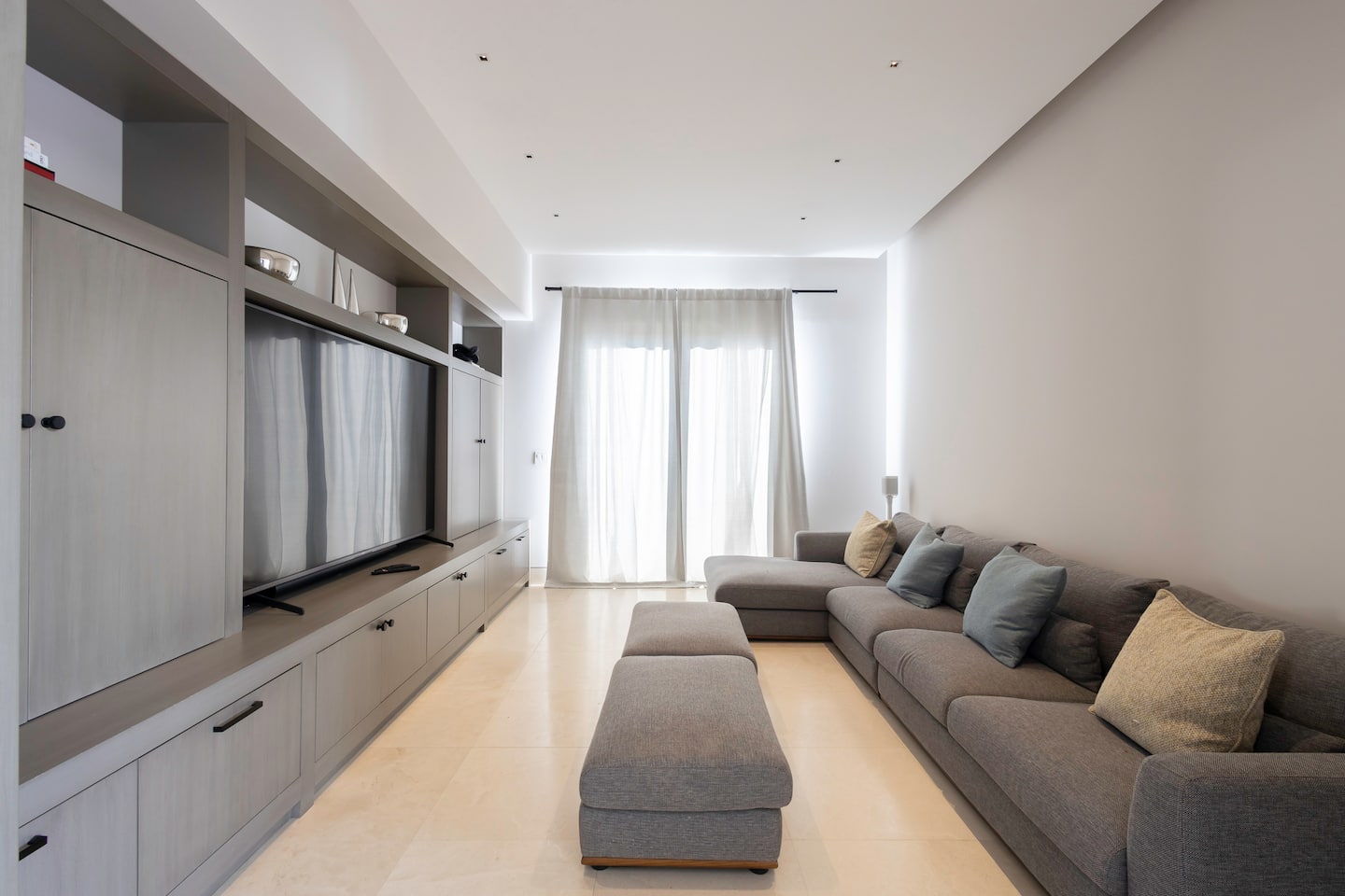 Luxe Family Villa — photo 14