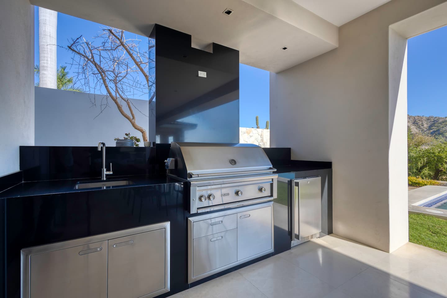 Luxe Family Villa — photo 20