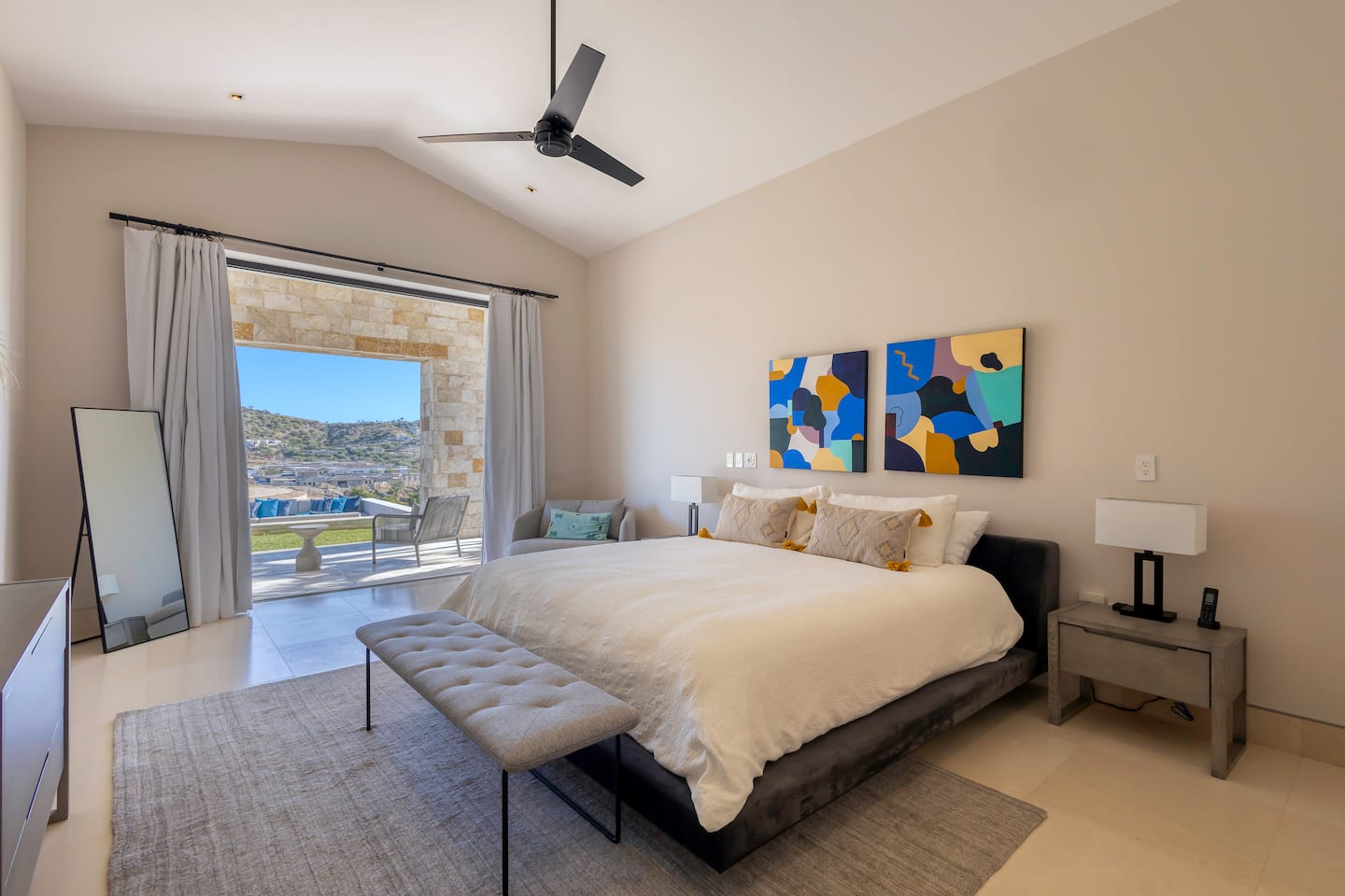 Luxe Family Villa — photo 27
