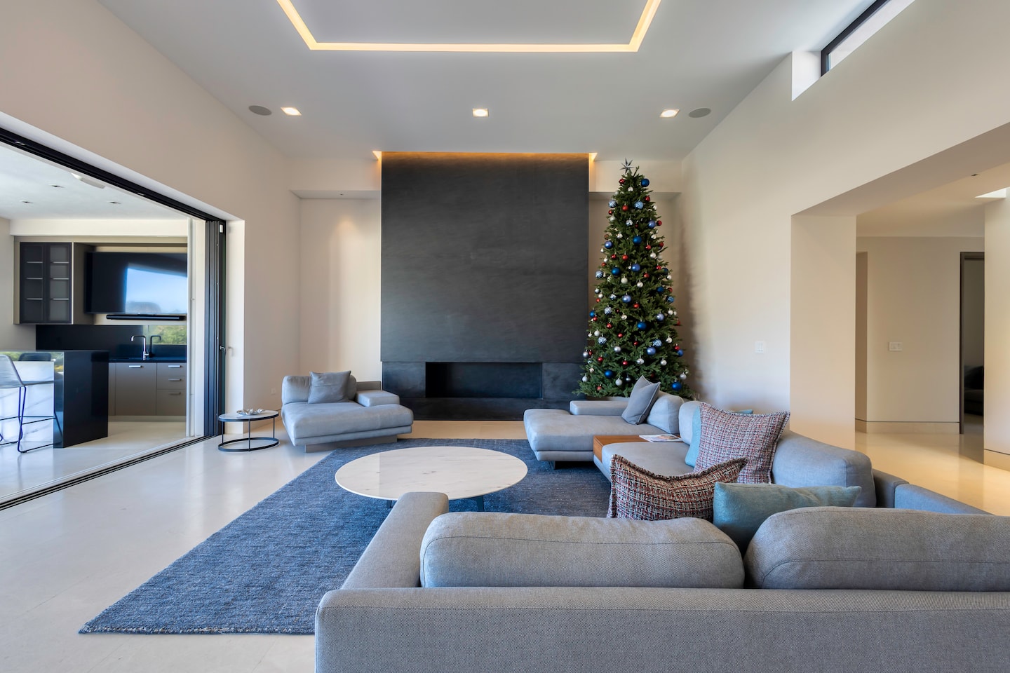 Luxe Family Villa — photo 9