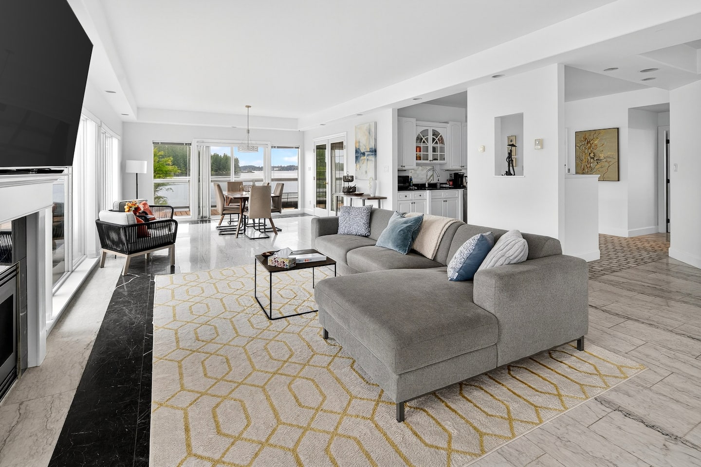 Victoria's Sea-Cret Stunning Oceanfront Home — photo 15