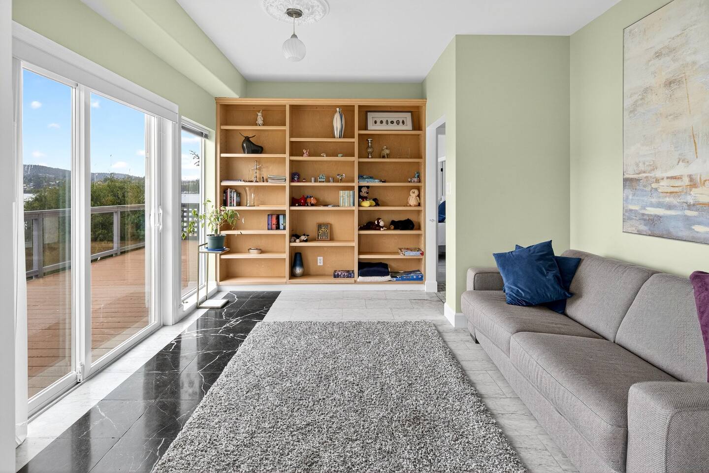 Victoria's Sea-Cret Stunning Oceanfront Home — photo 16